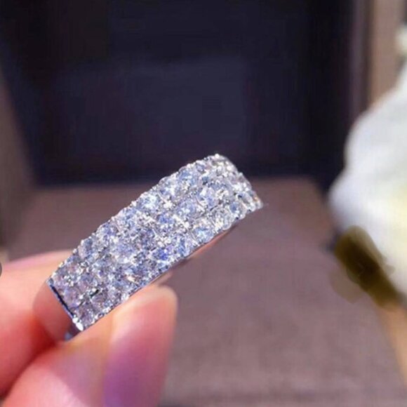 Women's Zirconia Pavé Designed Band Across the Top Half - Picture 4 of 5